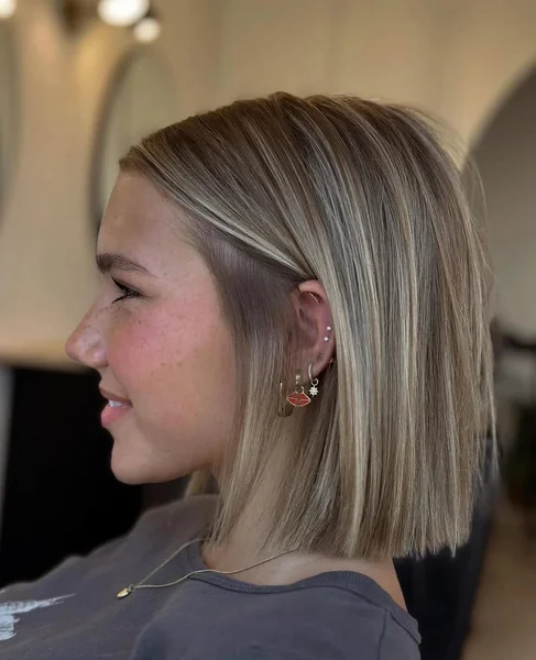 Chic Sandy Blonde Blunt Shoulder Length Bob