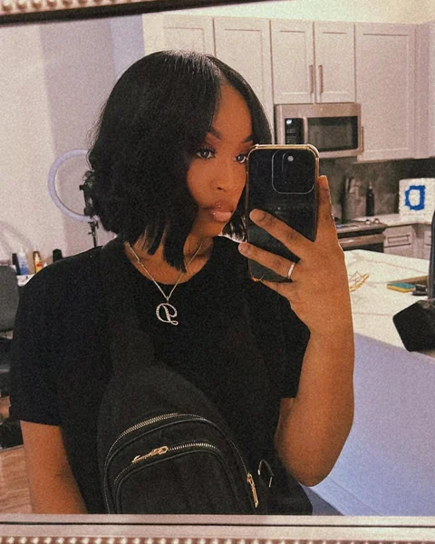 Chic Textured Brunette Bob with Internal Layers