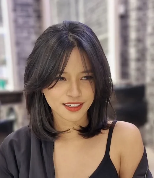 Chic Textured Lob with Wispy Curtain Bangs