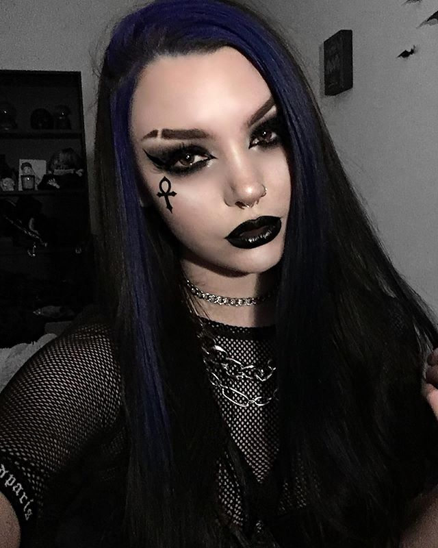 780 Best Gothic Makeup ideas in 2025 | gothic makeup, makeup ...