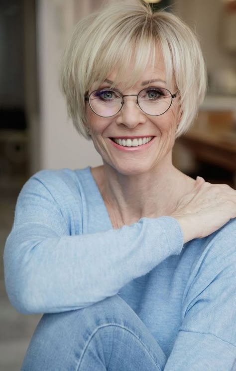 60 Chic Hairstyles for Women Over 60 With Bangs