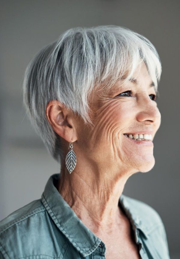 70 Anti-Aging Short Hairstyles for Older Women