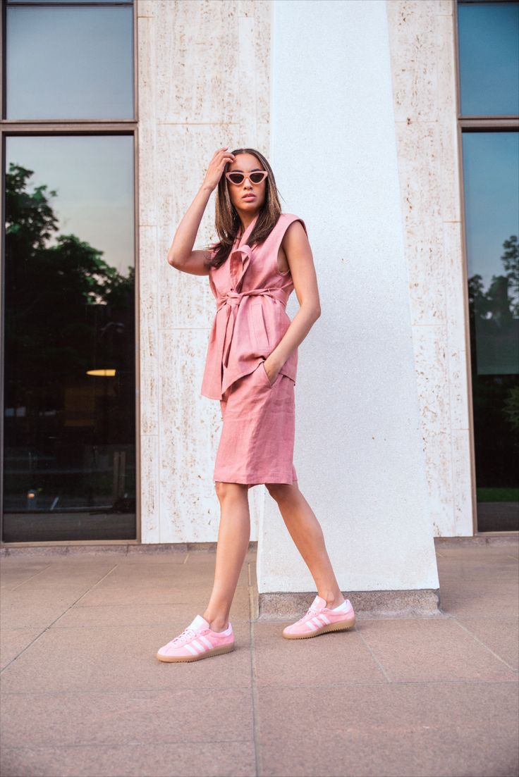 HOW TO STYLE: Adidas Bermuda Glow Pink (Outfits)