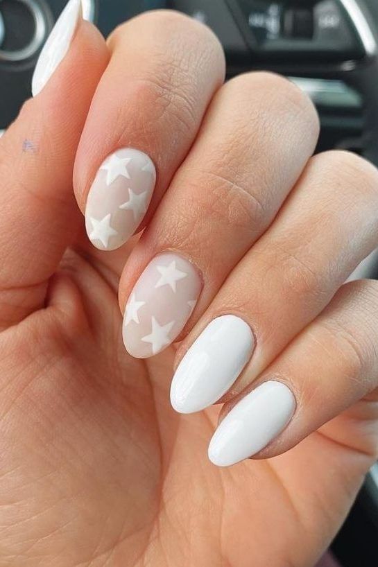 40+ Classy 4th of July Nails - the gray details