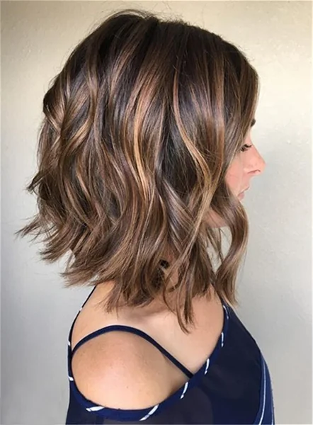 Effortless Medium Wavy Bob with Caramel Balayage