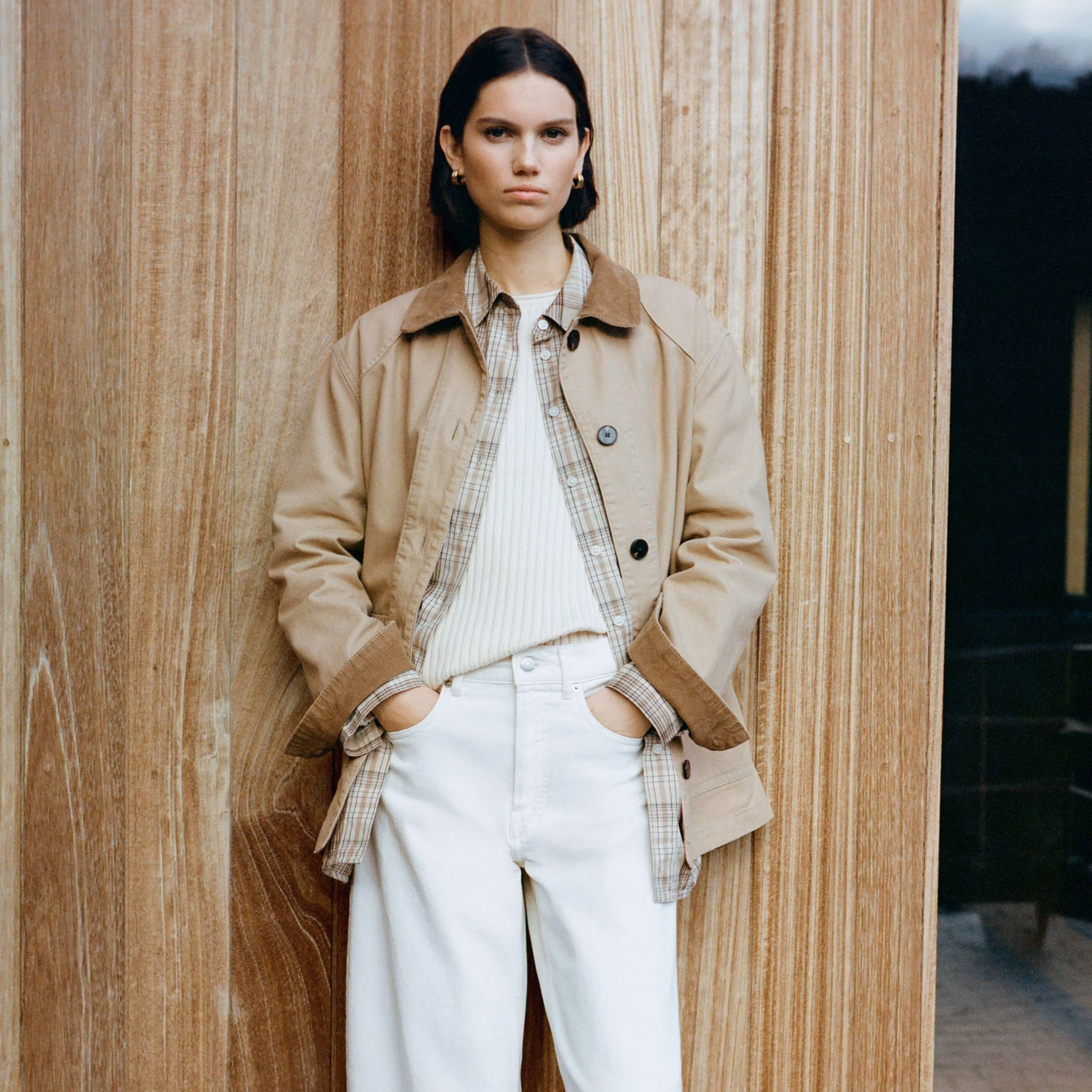 The Effortlessly Chic Jacket Quickly Taking Over As Fall's Biggest Trend
