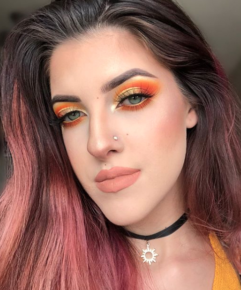 Gilded pumpkin, 10 Eye Makeup Looks Inspired by Fall Leaves - (Page 9)