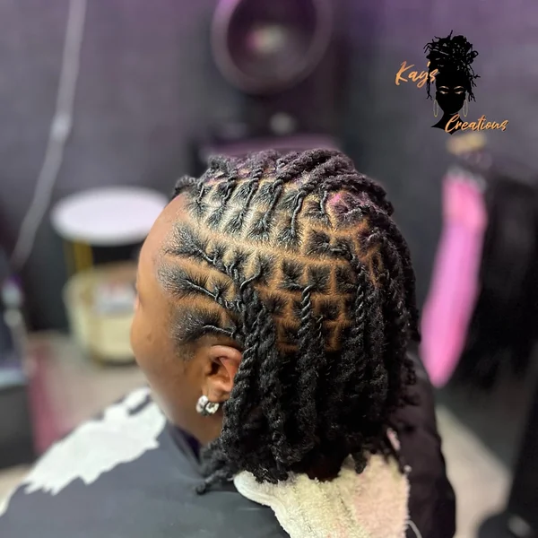 Geometric Symmetrical Loc Bob with Twisted Crown