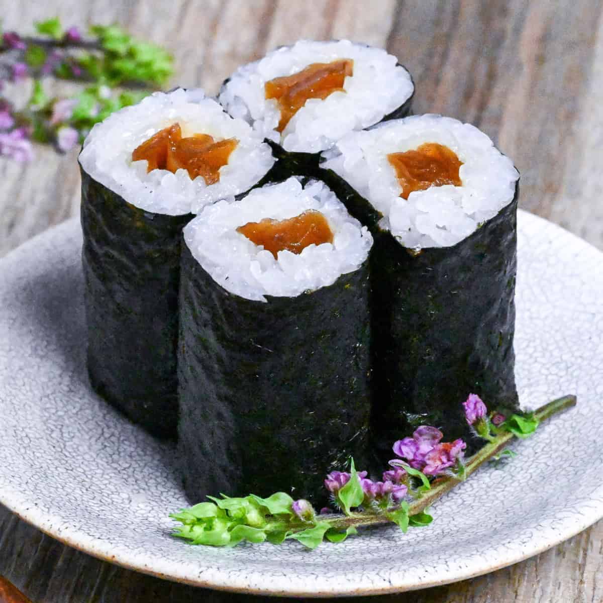 Kanpyo Maki (Simmered Gourd Sushi Roll) | Sudachi