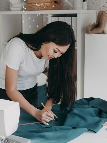 DIY Satin Styling Tips DIY Satin Styling Tips