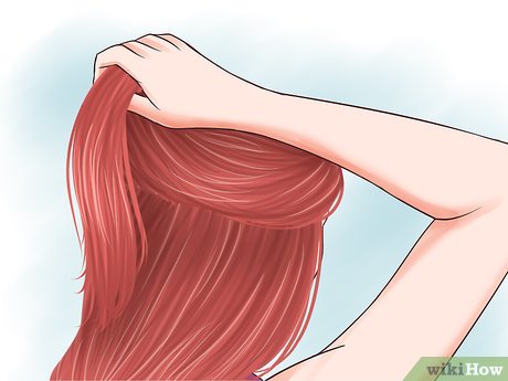 Step 1 Divide your hair into two layers.