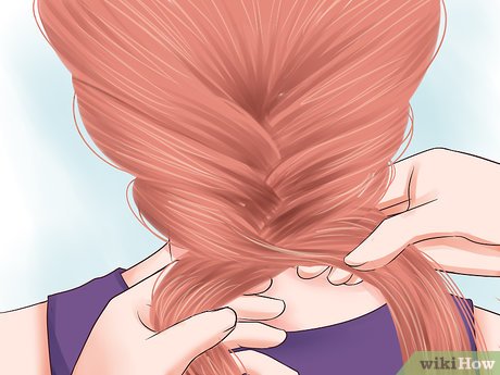 Step 4 Continue crossing strands back and forth.