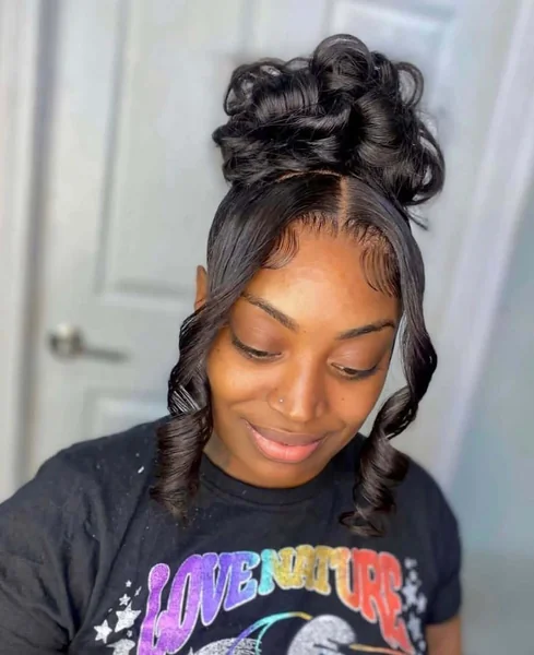 Vintage-Inspired Low Chignon with Glamorous Finger Waves