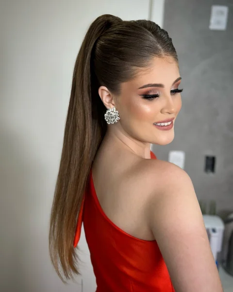 Wavy Toffee Blonde Ponytail with Face-Framing Curled Tendrils