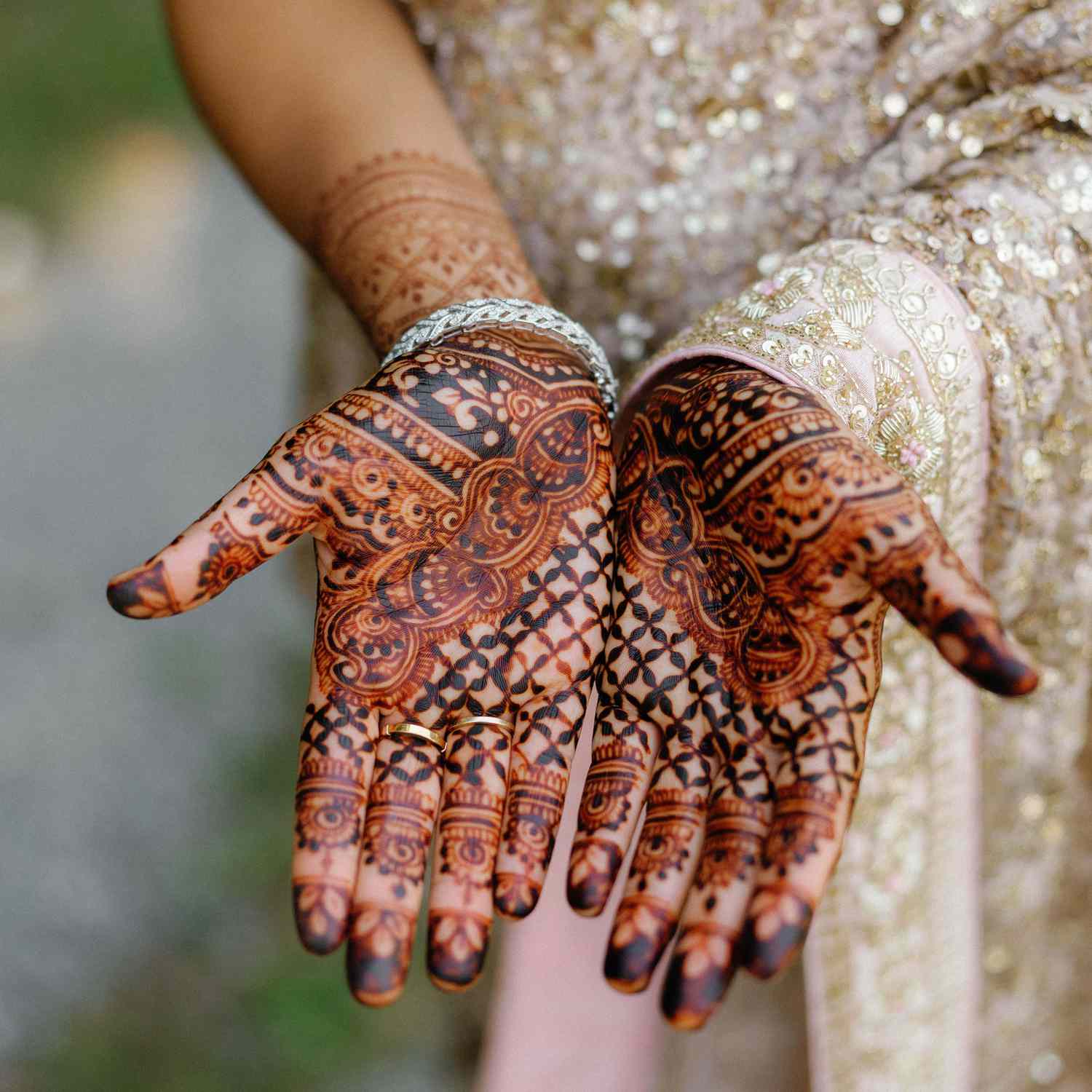 35 Stunning Wedding Henna Designs to Inspire Your Own